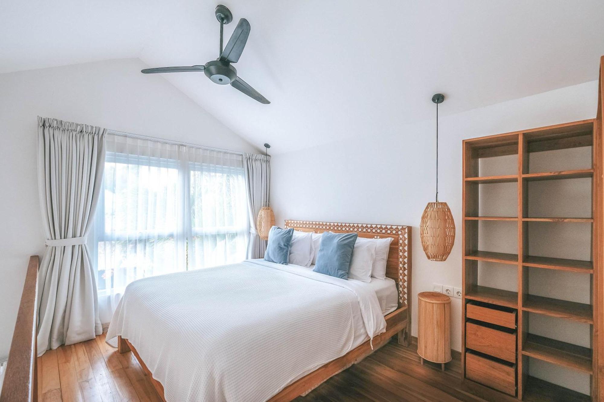Sun & Moon Villa Canggu Extérieur photo
