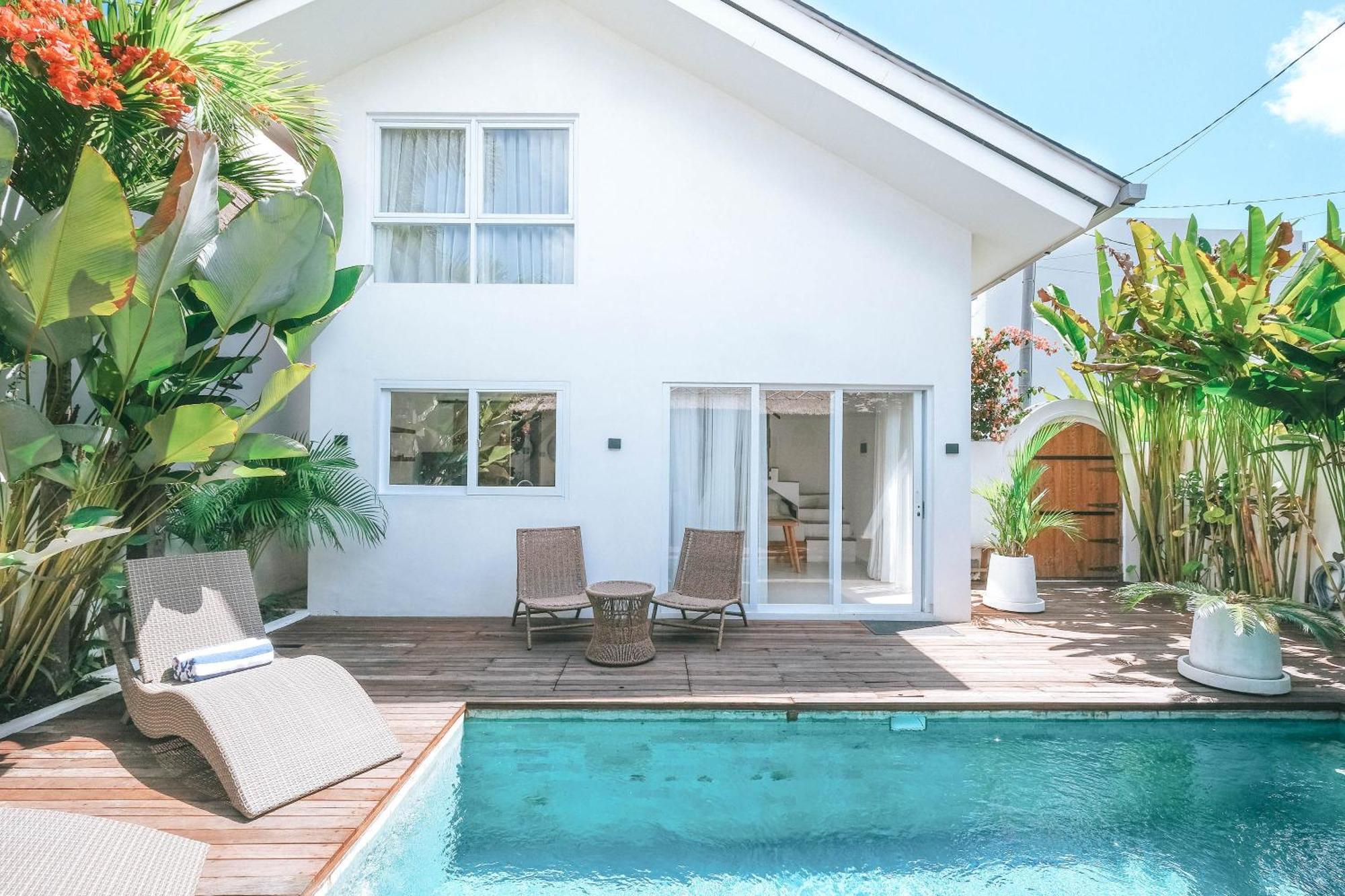Sun & Moon Villa Canggu Extérieur photo